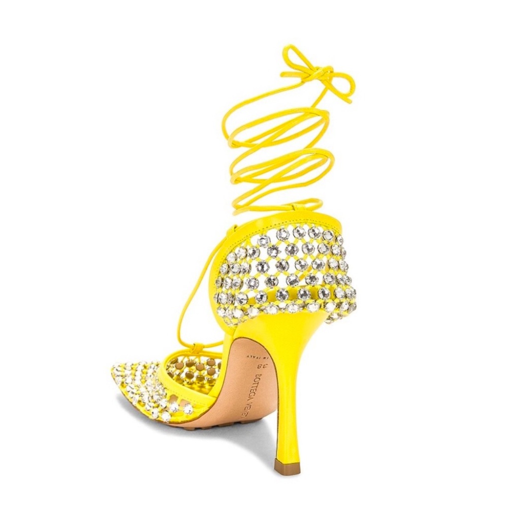 Bottega sandals brand new pair kindly contact to buy